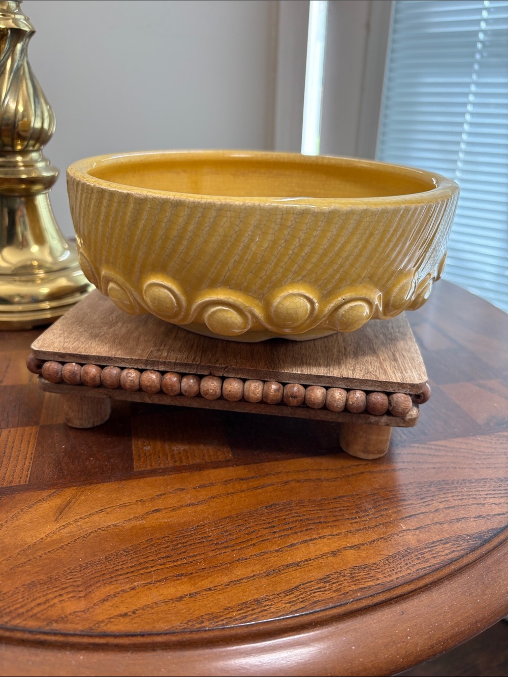 Yellow Ceramic McCoy planter/Decorative Bowl